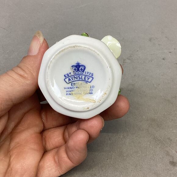 Aynsley England Bone China Flowers/Pansies Figurine Hand Molded/Painted Damaged - Picture 5 of 8